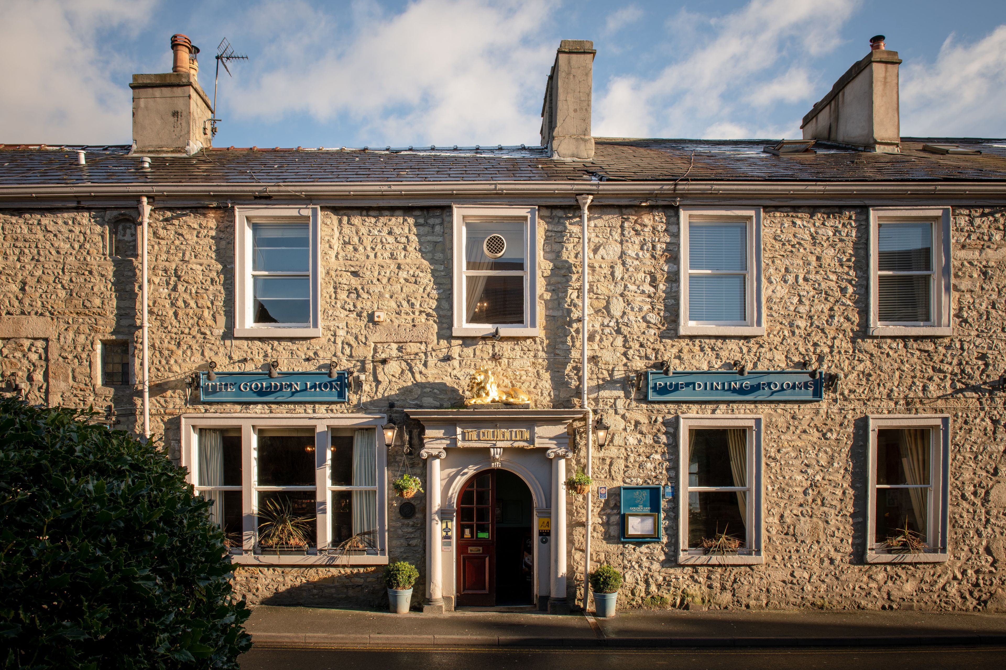 The Golden Lion pub with pub dining rooms